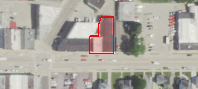 512 Main St