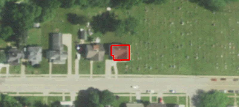 306 Lk Ave