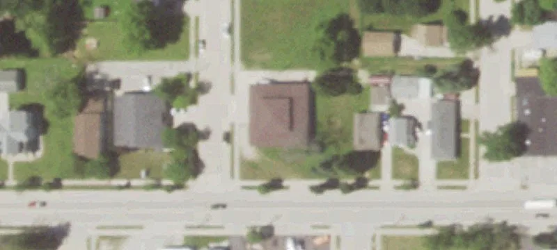 2622 Superior Ave
