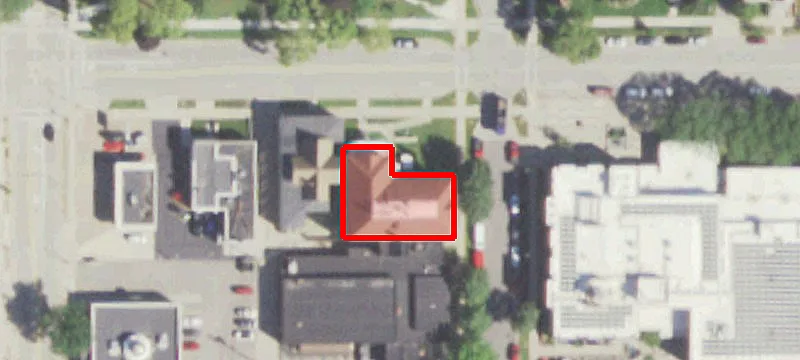 724 Main St