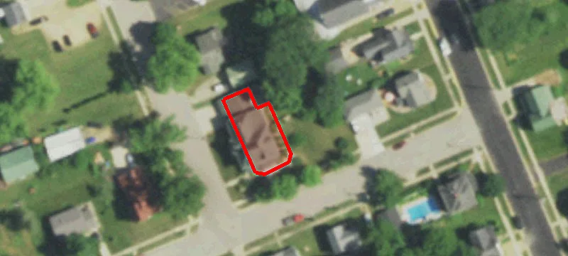 203 Nichols St