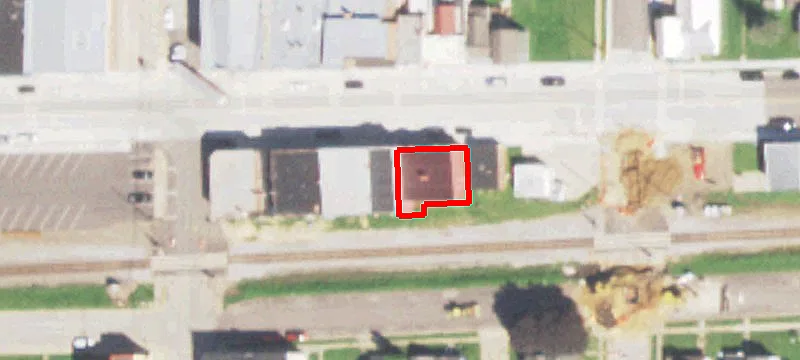 1517 Commercial St
