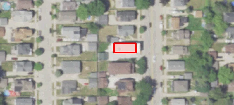 1800 Main St