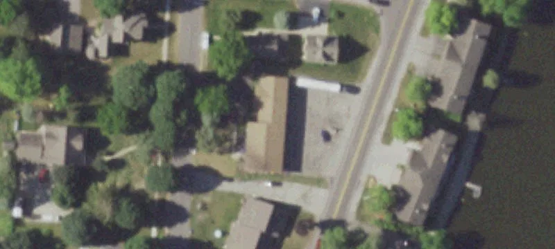 402 Frnt St