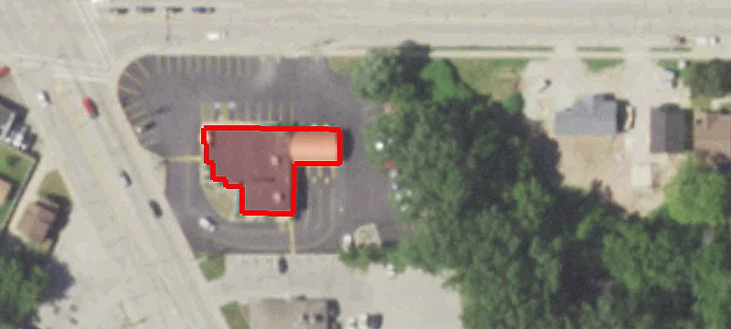 1647 Main St