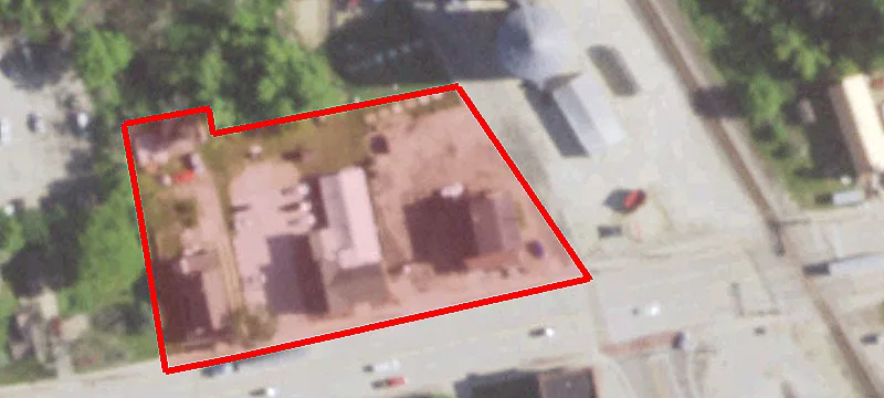 500 Main St