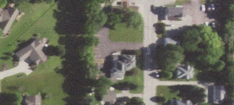 330th Lakeland Dr