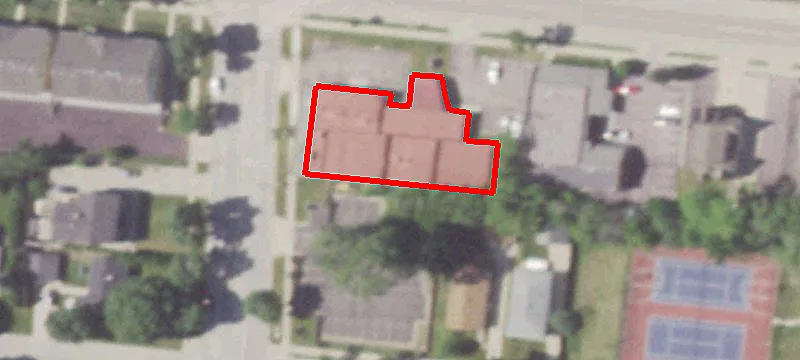 12021 Bluemound Rd