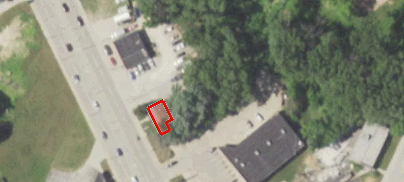 1757 Main St