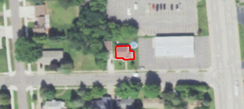 116 Robb St