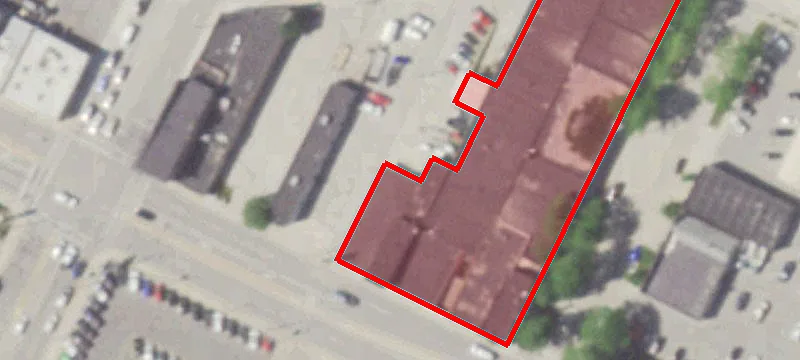 1019 Main St