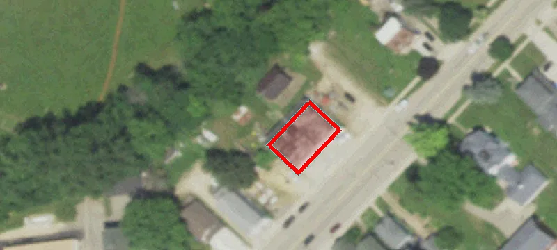 320 Main St