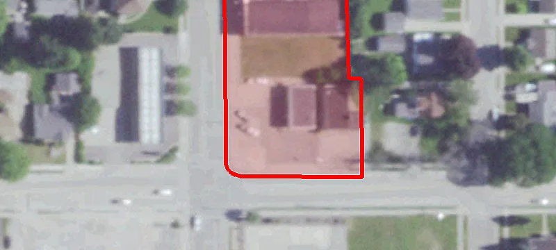896 Commercial St