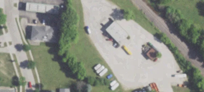 30 Pioneer Rd