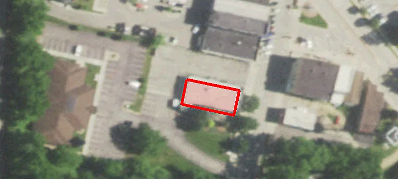 135 Main St