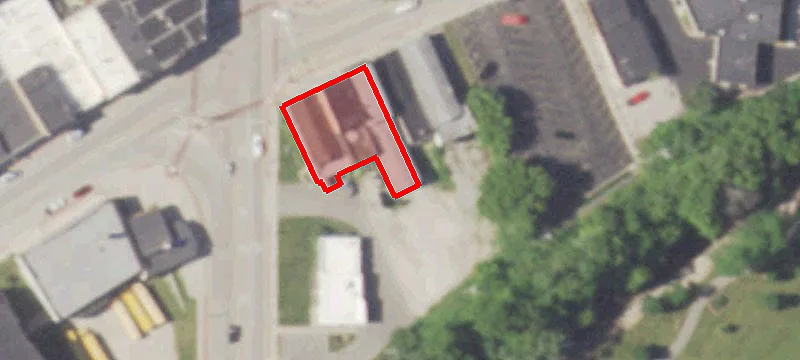 15 Main St