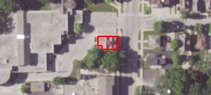 520 Grand Ave