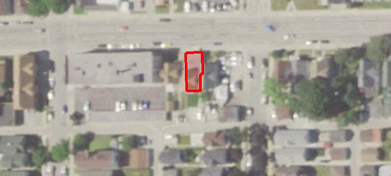 3209 3211th W Lincoln Ave