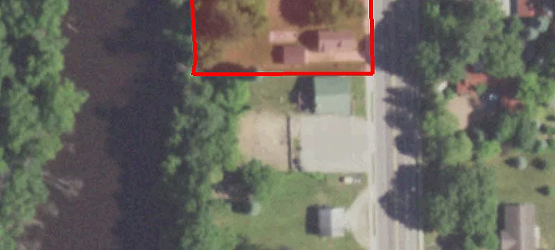 1181 Main St