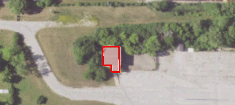 2001 Pewaukee Rd
