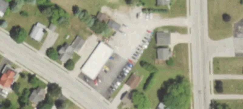 137 Main St
