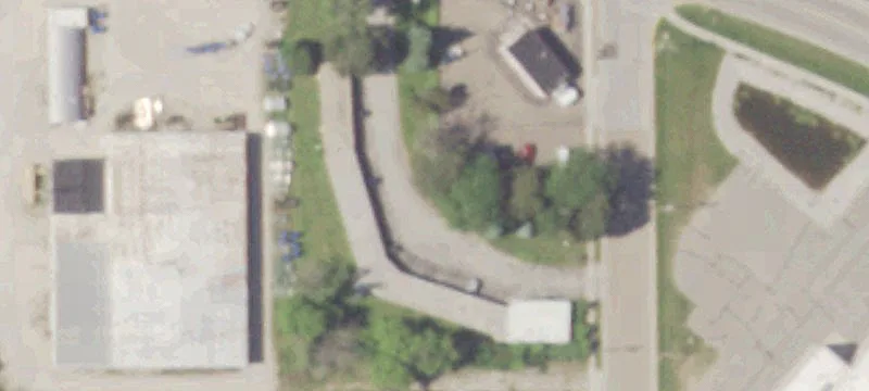 121 Chestnut St