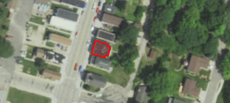 16 Main St