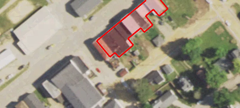 621 Main St