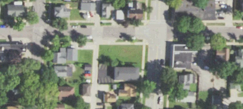 1202 Ww S Ave
