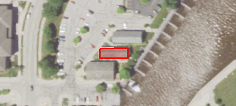 635 Riverfront Dr