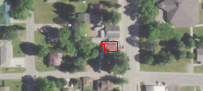 1011 Main St