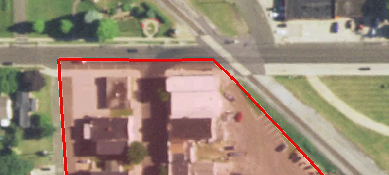 102 Lincoln Ave