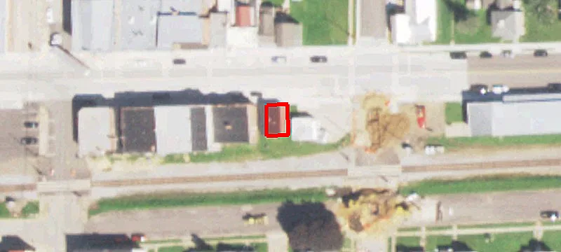 1505 Commercial St
