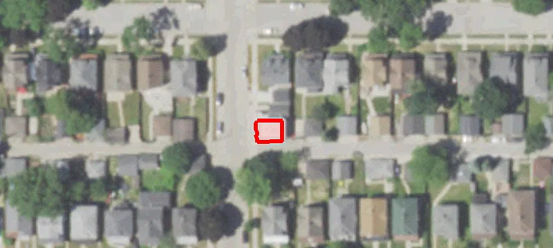 911 Graham St