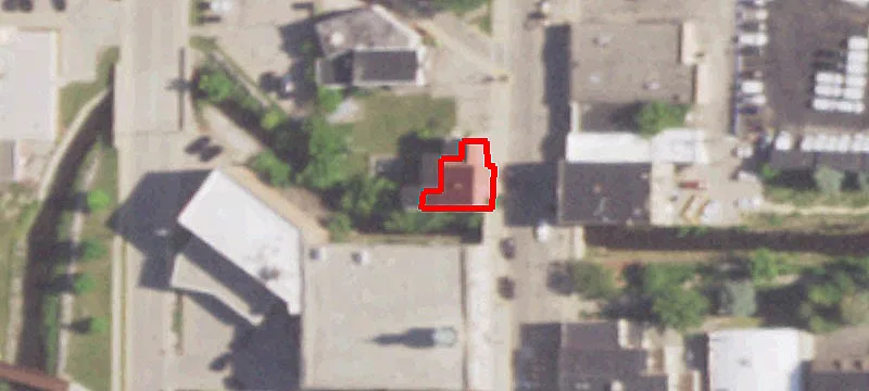 127 Main St