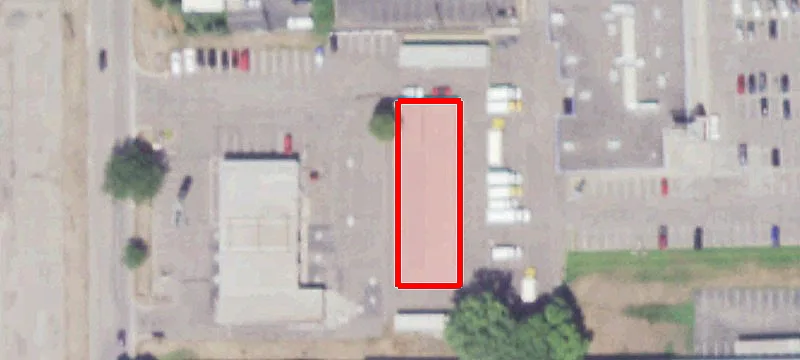 900 Industrial St