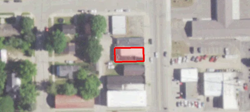 215 Main St