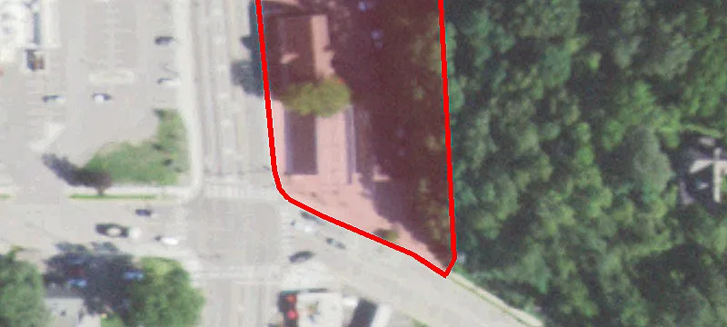 100 2nd St
