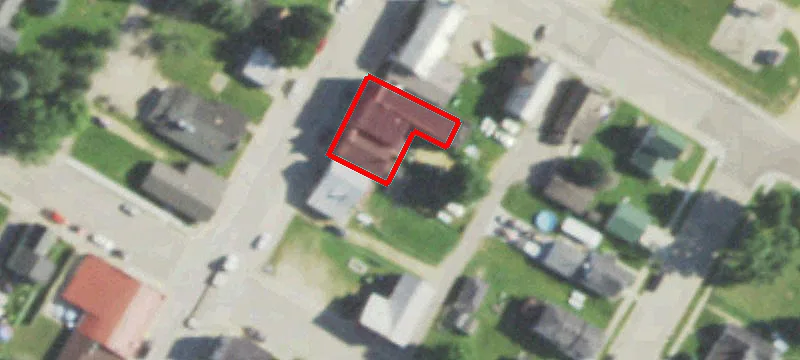 306 Main St
