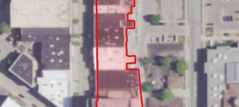 418 Main St