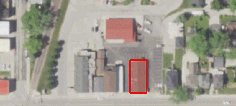 936 Ctr Ave