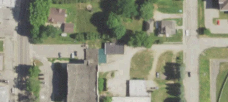 711 Ctr St