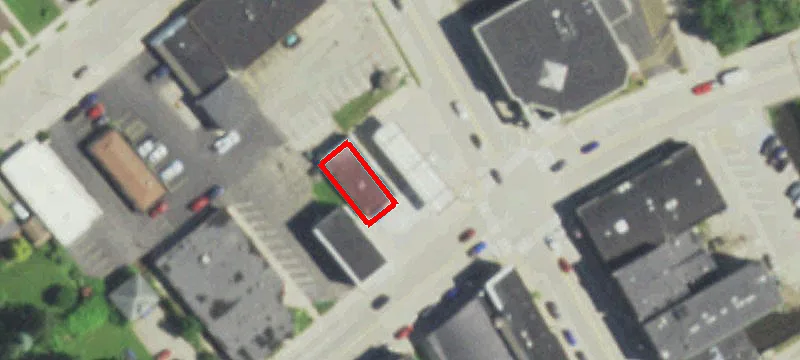101 Main St