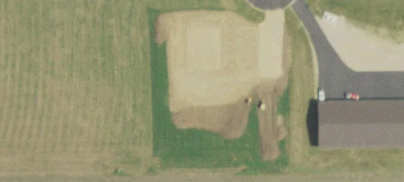 Benton, WI 53803