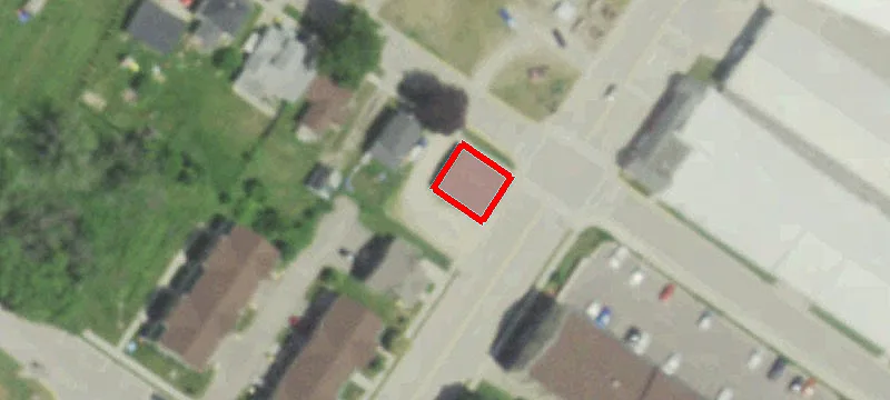 202 Main St