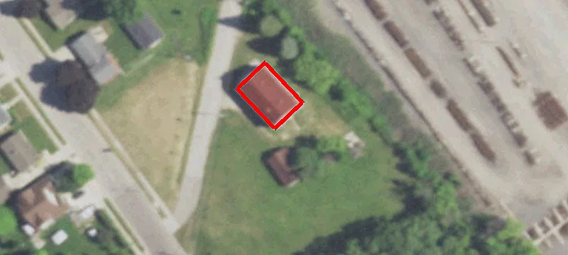 7 Lakeshore Dr
