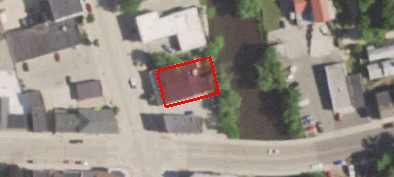 16 Main St