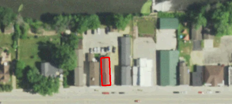 121 Main St