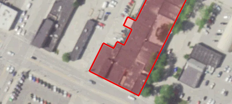 1021 Main St