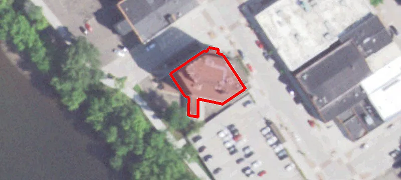 402 Graham Ave